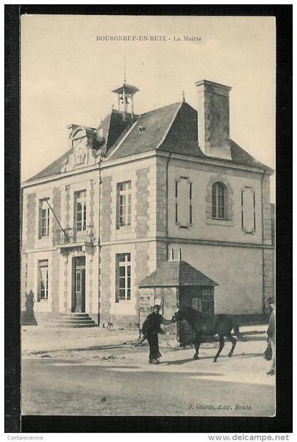 BOURGNEUF EN RETZ  - La mairie - Cheval