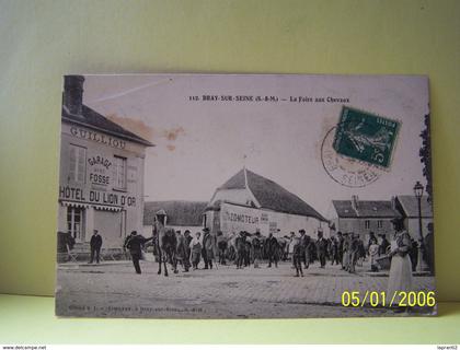 BRAY-SUR-SEINE (SEINE ET MARNE) LA FOIRE AUX CHEVAUX.