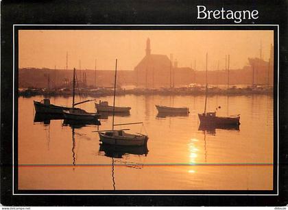 Régions - Bretagne - CPM - Voir Scans Recto-Verso