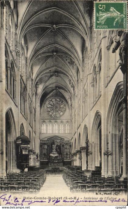 CPA Brie comte Robert Interieur de l'Eglise