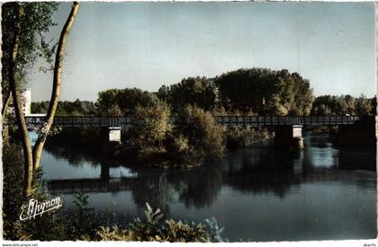 CPA Brienon-sur-Armancon Le Pont sur l'Armancon FRANCE (1451781)