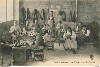 Carte Postale Ancienne - 69 - Brignais - Ecole professionnelle de brignais les cordonniers - Animée - Artisanat - CPA -