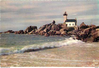 CPM Brignogan Plage Finistere Le phare de Pontusval