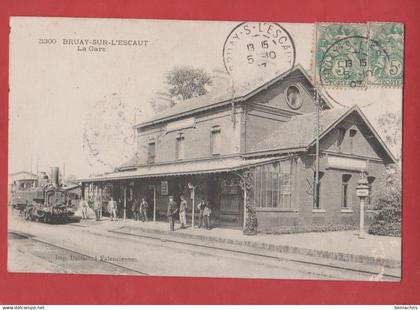 BRUAY - SUR - L' ESCAUT          la gare                        59