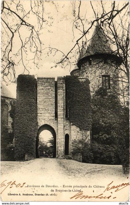 CPA Bruyeres le Chatel Entree principale du Chateau (1349749)