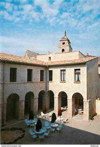 26 - Buis les Baronnies - Ancien couvent des Dominicains - La cour du Cloître - CPM - Voir Scans Recto-Verso