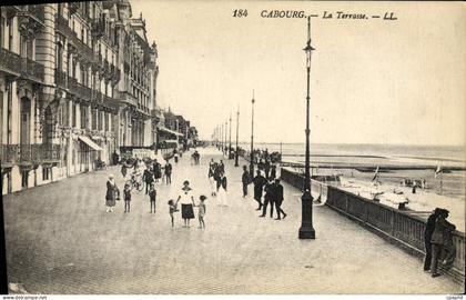 CPA Cabourg La Terrasse