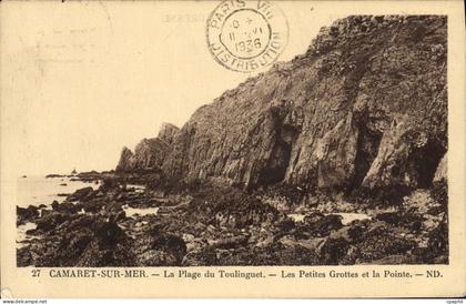 CPA Camaret sur Mer La Plage du Toulinguet Les Petites Grottes et la Pointe