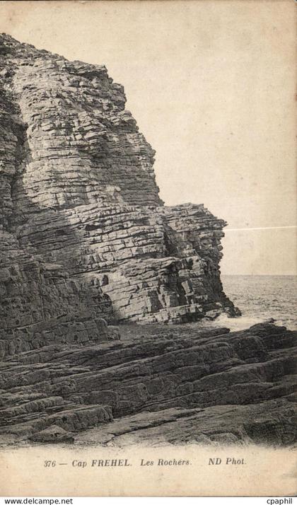 CPA Cap Frehel Les Rochers