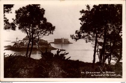 Carantec CPA Le chateau du Taureau et l'ile Louet