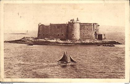 CPA Carantec Le Chateau du Taureau