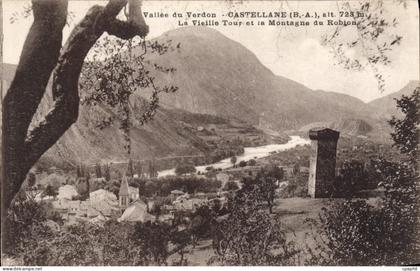 CPA Valle du Verdon Castellane B A La Vieille Tour et la Montagne du Robion