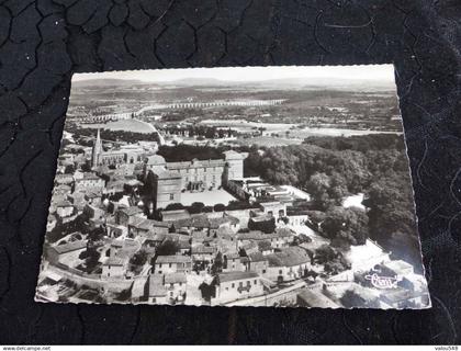 C-3909 - CPSM , CASTRIES , Vue Aérienne , Aqueduc et Château des Duc de Castries