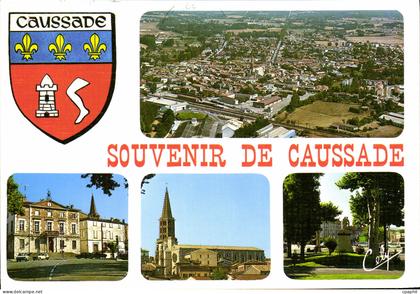 CPSM Tarn et Garonne Caussade Vue generale La Mairie L'Eglise L'esplanade