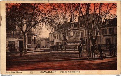 CPA CAVAILLON - Place Gabetta (512078)