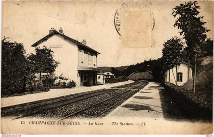 CPA CHAMPAGNE-sur-SEINE - La Gare (639076)