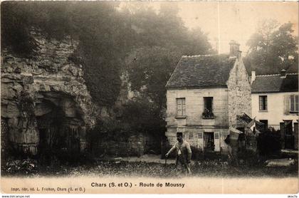 CPA Chars Route de Moussy FRANCE (1308879)