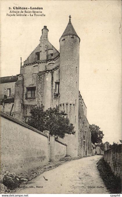 CPA Chateau Landon Abbay de Saint Severin Facade laterale La Tourelle
