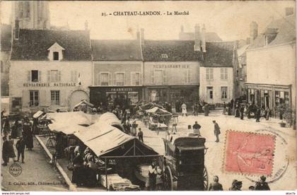 CPA CHATEAU-LANDON Le Marché (809875)