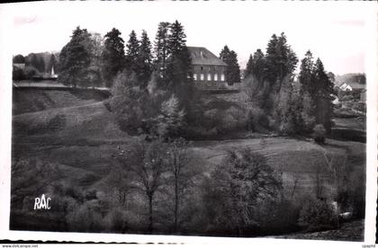 CPA Chateauneuf la Foret Le Chateau