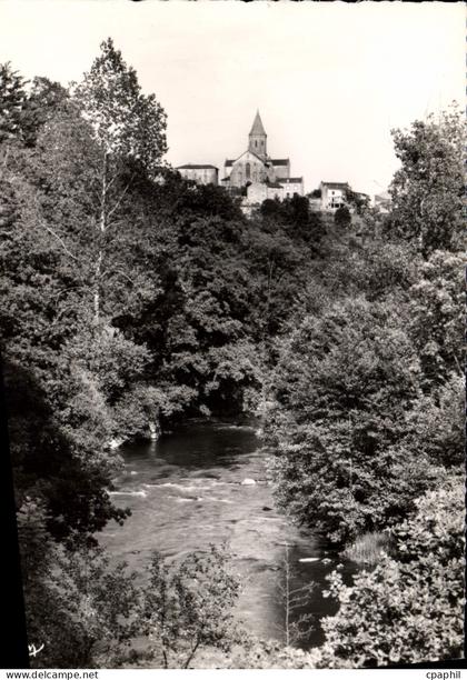 CPSM Chateauponsac (Haute Vienne) Les bords de la Gartempe
