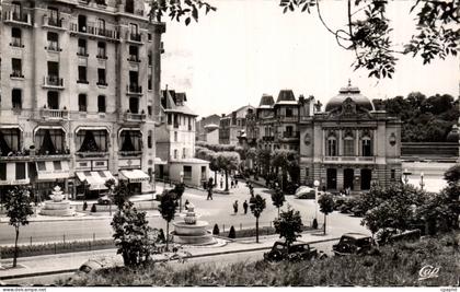 Chatelguyon -Chatel - Guyon - Place Brosson - CPA