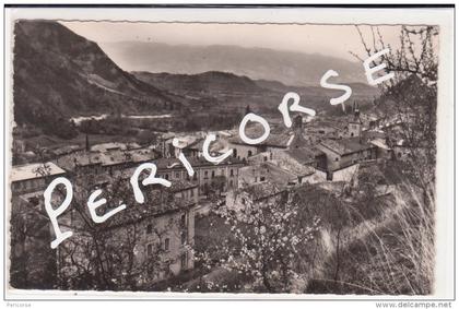 26  chatillon en diois   vue generale