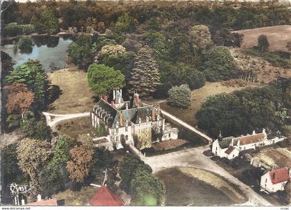CPSM Chatillon-sur-Loire Château de Courcelles le Roy vue aérienne