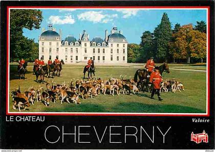 Carte Postale - 41 - Cheverny - Les piqueux et la meute de l'équipage de Cheverny devant le château - Chasse à Courre -