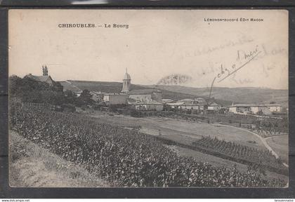 69 - CHIROUBLES - Le Bourg