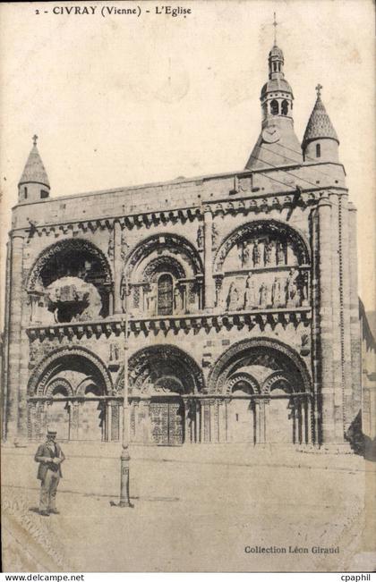 Civray - L Eglise - CPA
