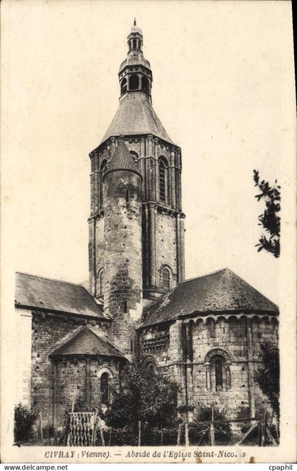 CPA Civray (Vienne) Abside de l'Eglise Saint Nicolas