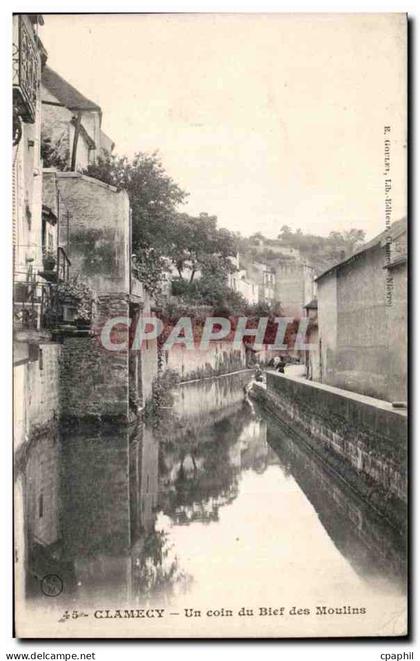 CPA Clamecy Un coin du Bief des Moulins