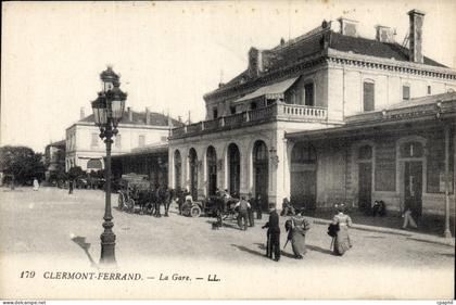 CPA Clermont Ferrand La Gare