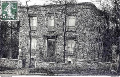 D93 -  CARTE PHOTOGRAPHIE PRIVEE REELLE - CLICHY SOUS BOIS - UNE VILLA