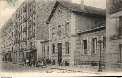 CPA Clichy La Creche Municipale Enfants