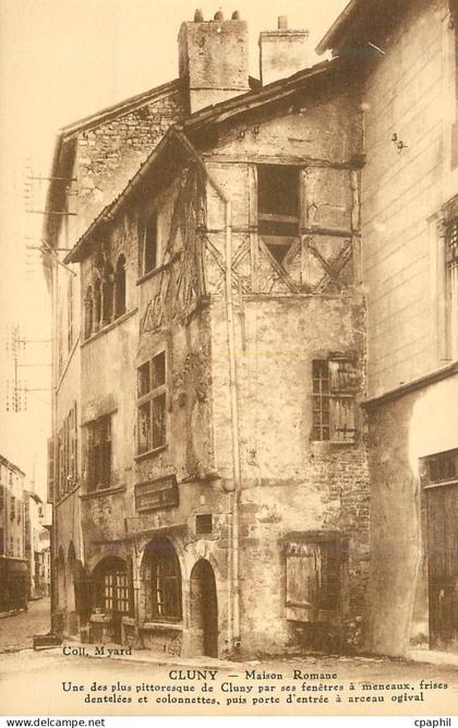 CPA Cluny maison romane