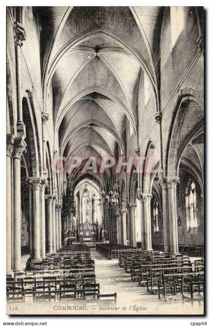 Combourg CPA Interieur de l'eglise
