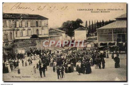 Confolens - Place de l'Hotel de Ville - Concert Militaire - CPA