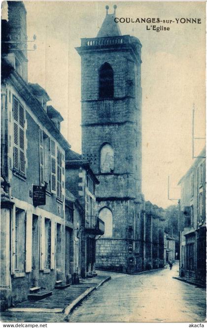 CPA Coulanges sur Yonne Eglise (1478348)