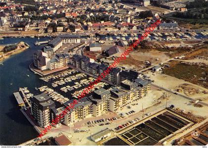 Vue d'ensemble du nouveau Port - Courseulles-sur-Mer - (14) Calvados