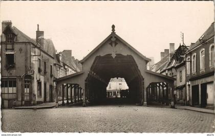 CPA CRAON - Les Halles (123302)