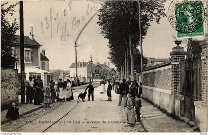 CPA Dammarie-les-Lys Avenue de Dammarie (1391849)