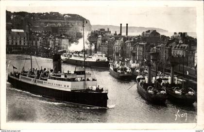 Dieppe - L'Avant Port CPA