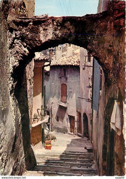 CPM Dieulefit (Drome) Vieille rue