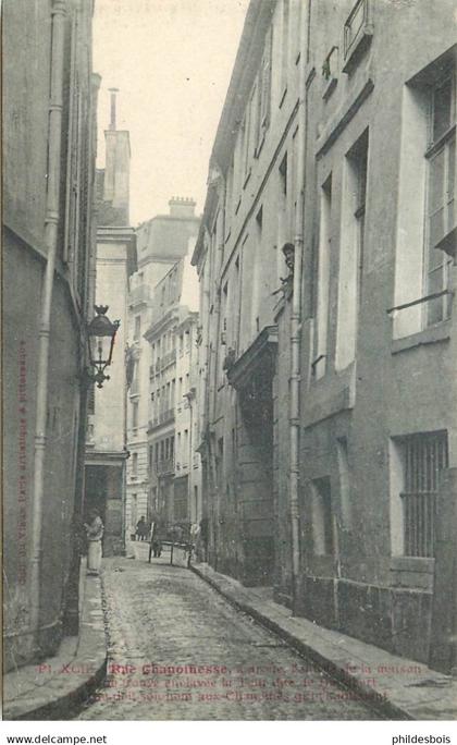 PARIS 4eme arrondissement  rue Chanoinesse