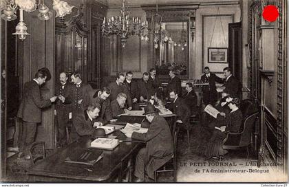 (06/09/25) 75-CPA PARIS - 9ème ARRONDISSEMENT - 61 RUE LA FAYETTE - LE PETIT JOURNAL