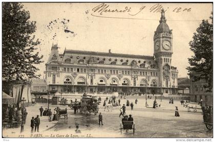 75 - PARIS - 12 ème - gare de Lyon