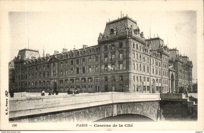 Paris - 13 - Caserne de la Cite - CPA