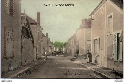 45 DORDIVES - une rue de dordives.